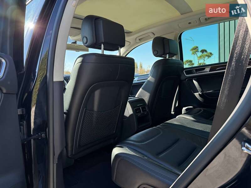 Внедорожник / Кроссовер Volkswagen Touareg 2014 в Каменец-Подольском фото 31 Внедорожник / Кроссовер Volkswagen Touareg 2014 в Каменец-Подольском