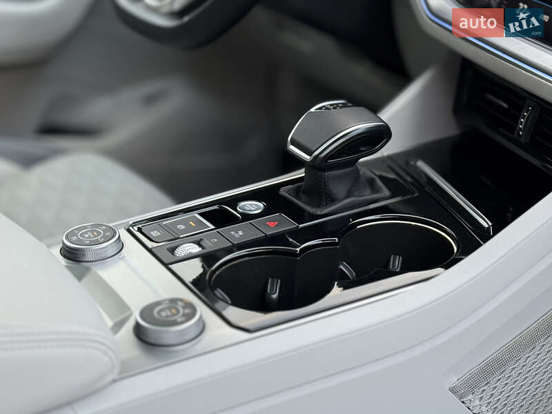Позашляховик / Кросовер Volkswagen Touareg 2021 в Києві фото 27 Позашляховик / Кросовер Volkswagen Touareg 2021 в Києві