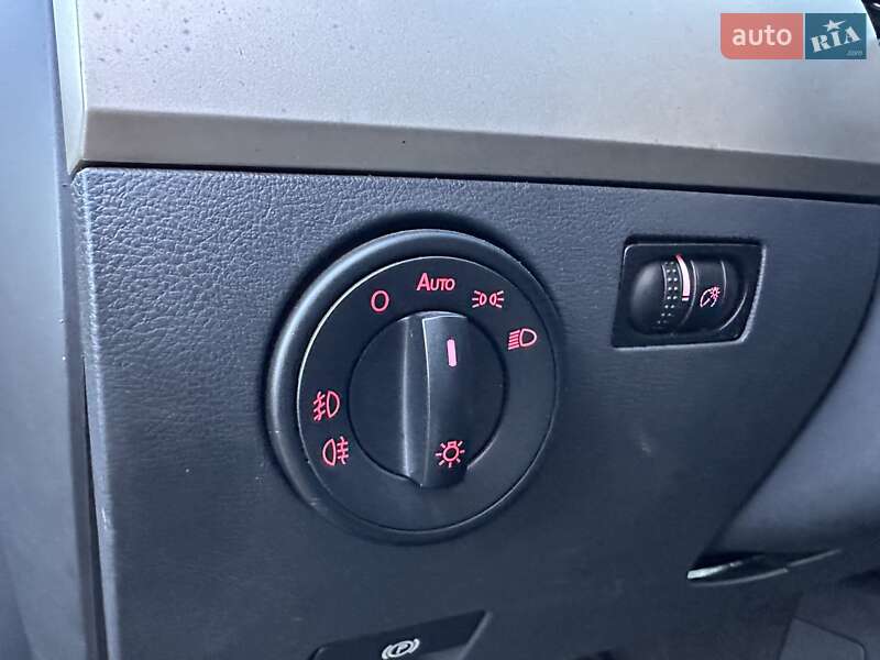 Внедорожник / Кроссовер Volkswagen Touareg 2008 в Хмельницком