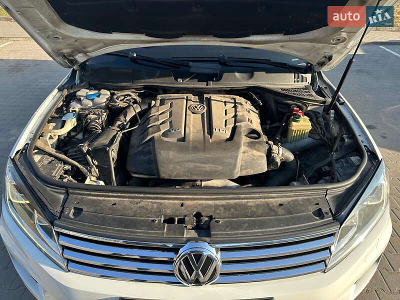 Позашляховик / Кросовер Volkswagen Touareg 2015 в Житомирі фото 5 Позашляховик / Кросовер Volkswagen Touareg 2015 в Житомирі