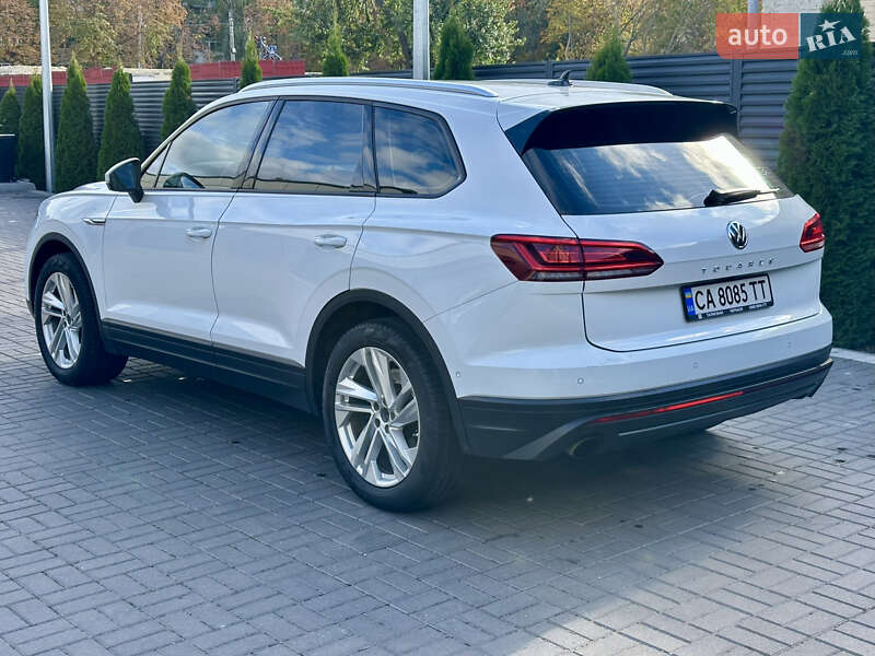 Внедорожник / Кроссовер Volkswagen Touareg 2019 в Смеле фото 5 Внедорожник / Кроссовер Volkswagen Touareg 2019 в Смеле
