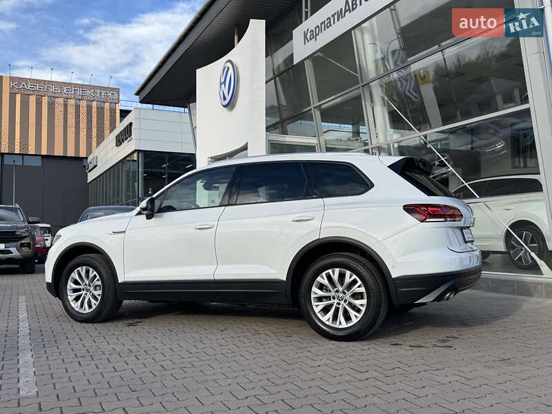 Позашляховик / Кросовер Volkswagen Touareg 2020 в Чернівцях фото 4 Позашляховик / Кросовер Volkswagen Touareg 2020 в Чернівцях