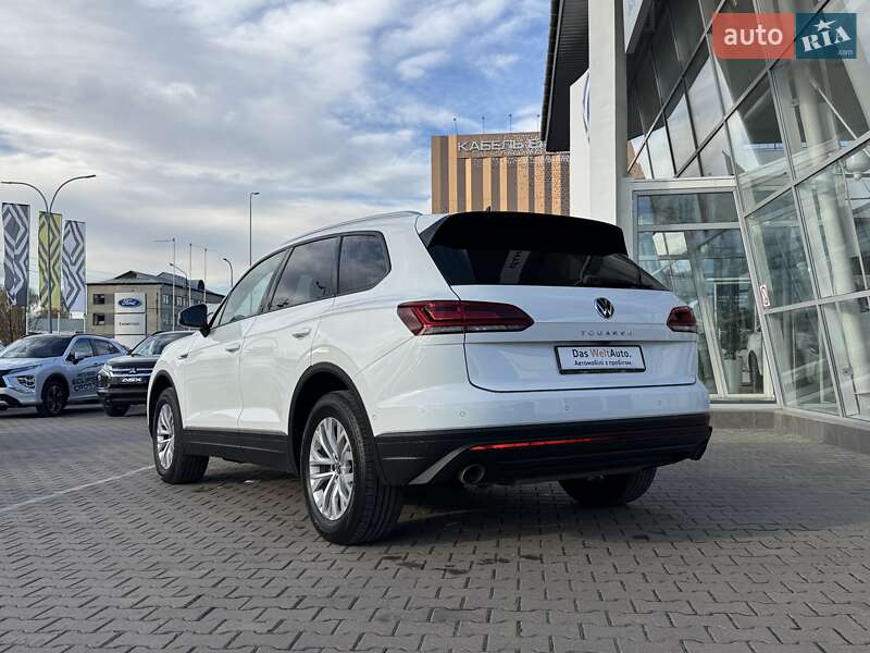Позашляховик / Кросовер Volkswagen Touareg 2020 в Чернівцях фото 5 Позашляховик / Кросовер Volkswagen Touareg 2020 в Чернівцях