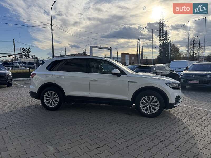 Позашляховик / Кросовер Volkswagen Touareg 2020 в Чернівцях фото 8 Позашляховик / Кросовер Volkswagen Touareg 2020 в Чернівцях