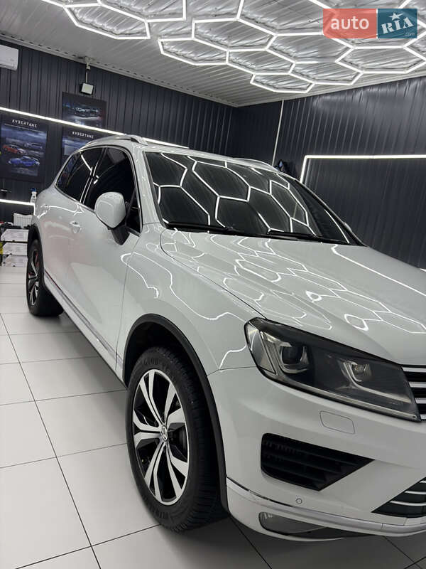 Внедорожник / Кроссовер Volkswagen Touareg 2015 в Одессе фото 8 Внедорожник / Кроссовер Volkswagen Touareg 2015 в Одессе