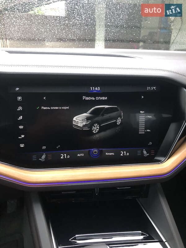 Внедорожник / Кроссовер Volkswagen Touareg 2018 в Тячеве фото 18 Внедорожник / Кроссовер Volkswagen Touareg 2018 в Тячеве