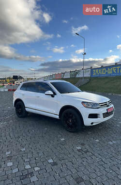 Внедорожник / Кроссовер Volkswagen Touareg 2012 в Ровно Внедорожник / Кроссовер Volkswagen Touareg 2012 в Ровно