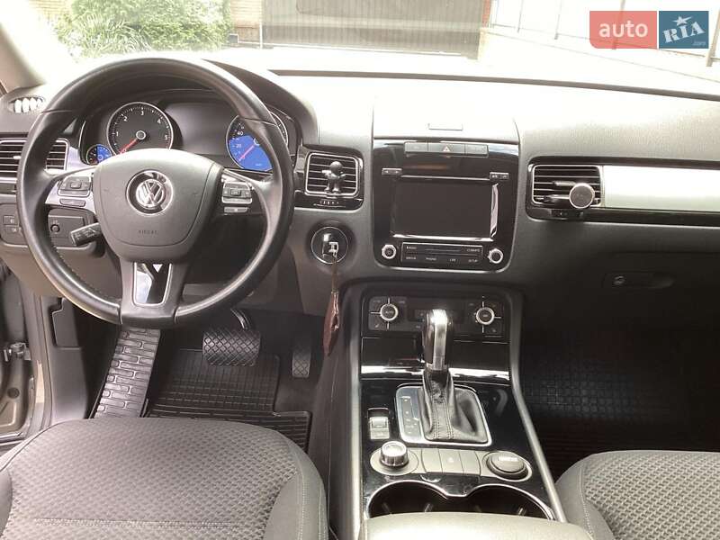 Внедорожник / Кроссовер Volkswagen Touareg 2013 в Киеве фото 3 Внедорожник / Кроссовер Volkswagen Touareg 2013 в Киеве
