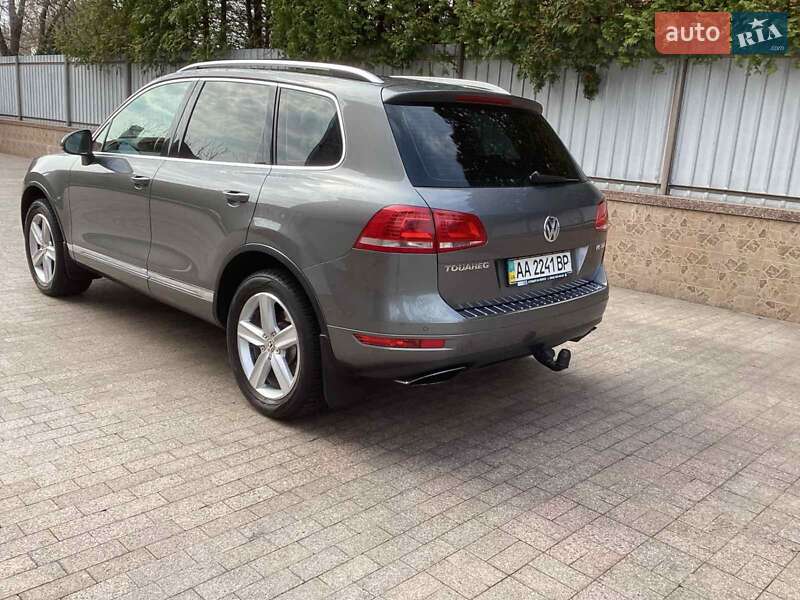Внедорожник / Кроссовер Volkswagen Touareg 2013 в Киеве фото 10 Внедорожник / Кроссовер Volkswagen Touareg 2013 в Киеве