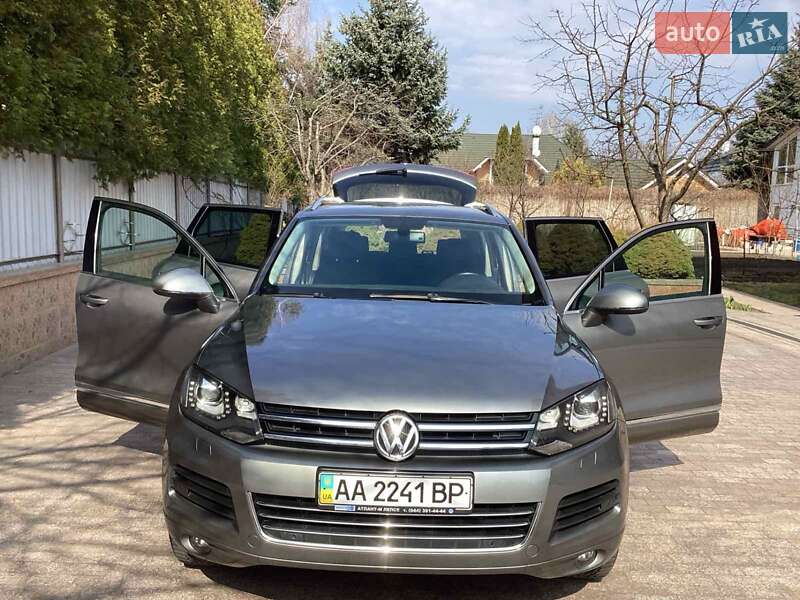 Внедорожник / Кроссовер Volkswagen Touareg 2013 в Киеве фото 5 Внедорожник / Кроссовер Volkswagen Touareg 2013 в Киеве