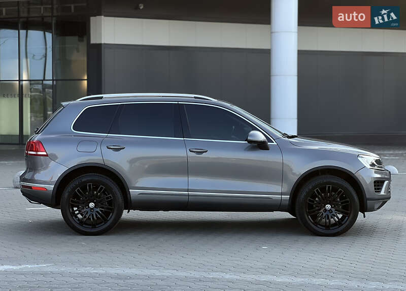 Позашляховик / Кросовер Volkswagen Touareg 2016 в Києві фото 10 Позашляховик / Кросовер Volkswagen Touareg 2016 в Києві