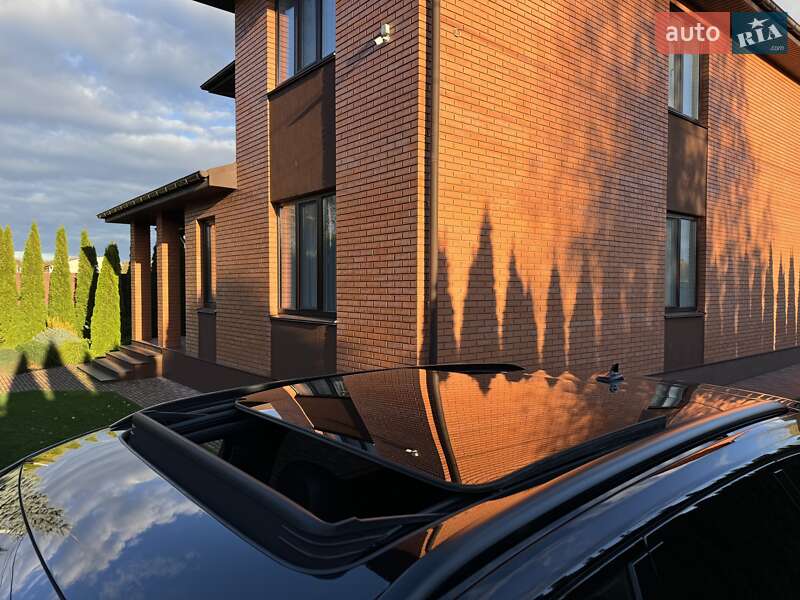 Позашляховик / Кросовер Volkswagen Touareg 2021 в Києві