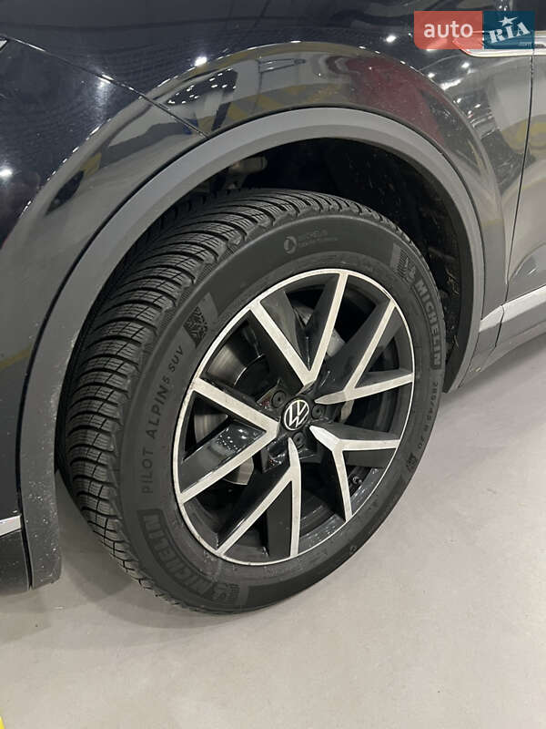 Внедорожник / Кроссовер Volkswagen Touareg 2022 в Киеве фото 7 Внедорожник / Кроссовер Volkswagen Touareg 2022 в Киеве