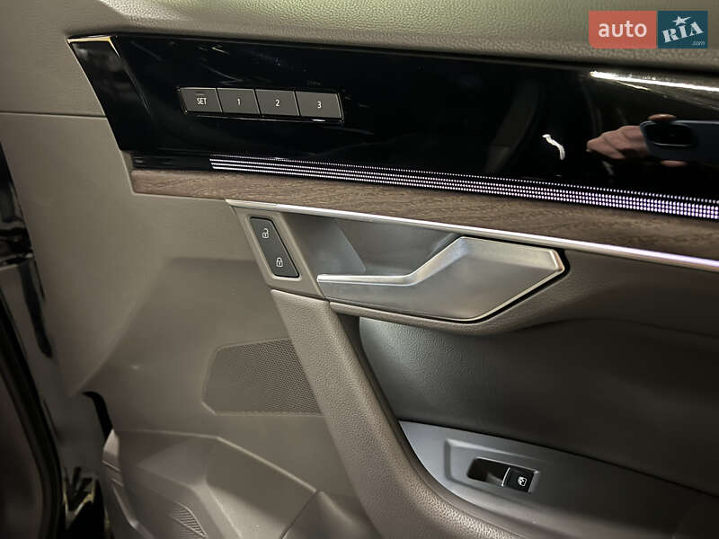 Внедорожник / Кроссовер Volkswagen Touareg 2022 в Киеве фото 17 Внедорожник / Кроссовер Volkswagen Touareg 2022 в Киеве