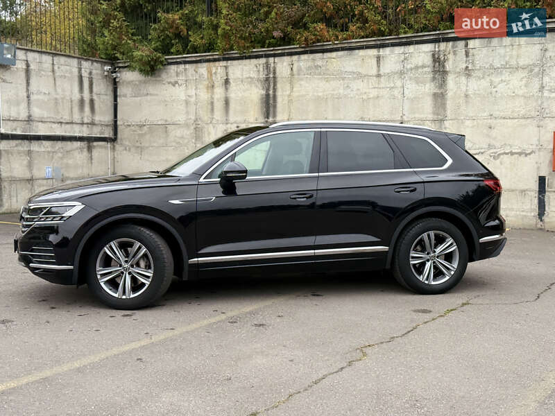 Внедорожник / Кроссовер Volkswagen Touareg 2022 в Ровно фото 18 Внедорожник / Кроссовер Volkswagen Touareg 2022 в Ровно