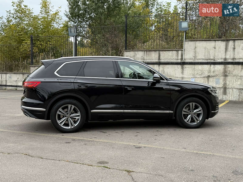 Внедорожник / Кроссовер Volkswagen Touareg 2022 в Ровно фото 32 Внедорожник / Кроссовер Volkswagen Touareg 2022 в Ровно