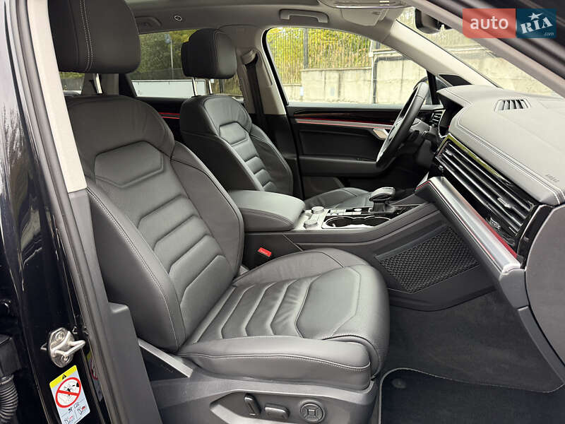 Внедорожник / Кроссовер Volkswagen Touareg 2022 в Ровно фото 44 Внедорожник / Кроссовер Volkswagen Touareg 2022 в Ровно