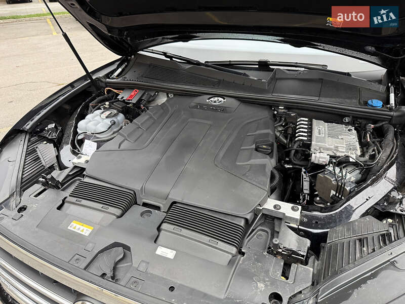 Внедорожник / Кроссовер Volkswagen Touareg 2022 в Ровно фото 96 Внедорожник / Кроссовер Volkswagen Touareg 2022 в Ровно