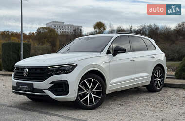 Позашляховик / Кросовер Volkswagen Touareg 2019 в Дніпрі
