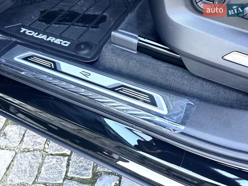 Внедорожник / Кроссовер Volkswagen Touareg 2025 в Днепре