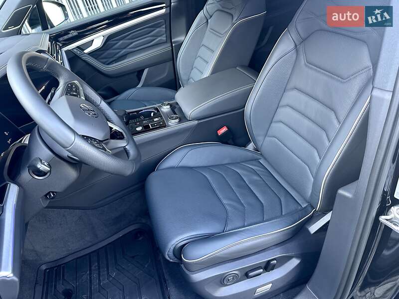 Внедорожник / Кроссовер Volkswagen Touareg 2025 в Днепре
