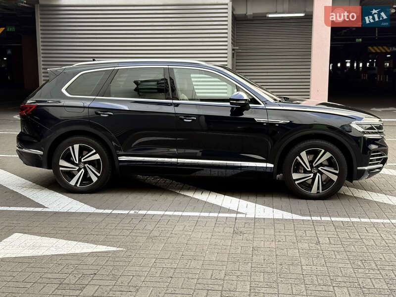 Внедорожник / Кроссовер Volkswagen Touareg 2020 в Киеве фото 4 Внедорожник / Кроссовер Volkswagen Touareg 2020 в Киеве