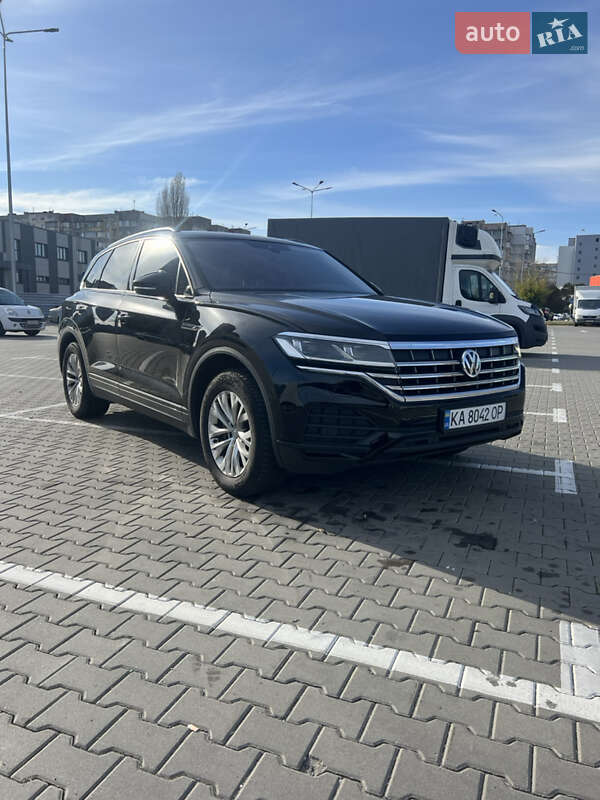 Внедорожник / Кроссовер Volkswagen Touareg 2019 в Киеве фото 7 Внедорожник / Кроссовер Volkswagen Touareg 2019 в Киеве
