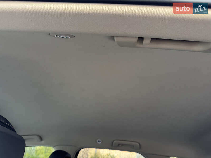 Внедорожник / Кроссовер Volkswagen Touareg 2022 в Киеве