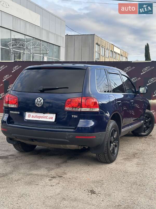 Позашляховик / Кросовер Volkswagen Touareg 2005 в Сумах