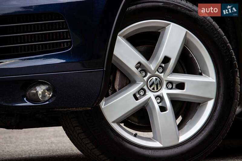 Внедорожник / Кроссовер Volkswagen Touareg 2013 в Нововолынске фото 8 Внедорожник / Кроссовер Volkswagen Touareg 2013 в Нововолынске