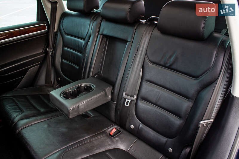 Внедорожник / Кроссовер Volkswagen Touareg 2013 в Нововолынске фото 50 Внедорожник / Кроссовер Volkswagen Touareg 2013 в Нововолынске