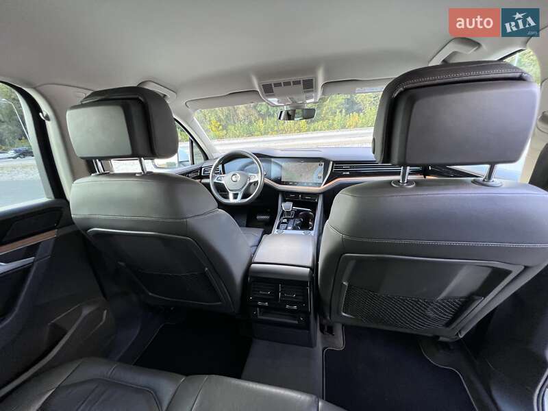 Внедорожник / Кроссовер Volkswagen Touareg 2018 в Днепре фото 34 Внедорожник / Кроссовер Volkswagen Touareg 2018 в Днепре