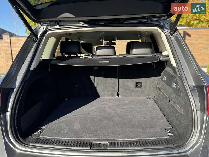 Внедорожник / Кроссовер Volkswagen Touareg 2015 в Виннице фото 39 Внедорожник / Кроссовер Volkswagen Touareg 2015 в Виннице
