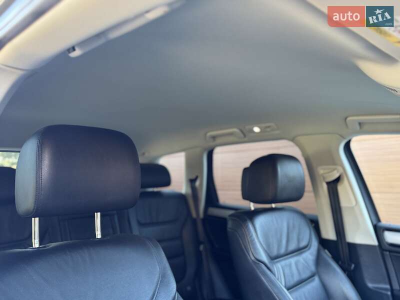 Внедорожник / Кроссовер Volkswagen Touareg 2015 в Виннице фото 34 Внедорожник / Кроссовер Volkswagen Touareg 2015 в Виннице