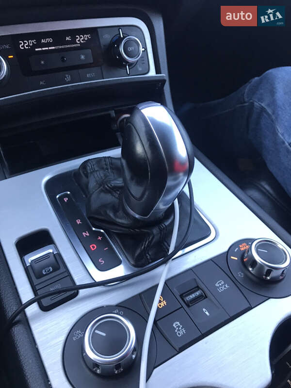 Внедорожник / Кроссовер Volkswagen Touareg 2011 в Хмельницком фото 31 Внедорожник / Кроссовер Volkswagen Touareg 2011 в Хмельницком