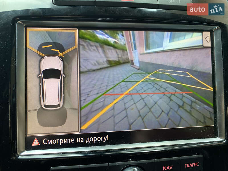 Внедорожник / Кроссовер Volkswagen Touareg 2010 в Хмельницком