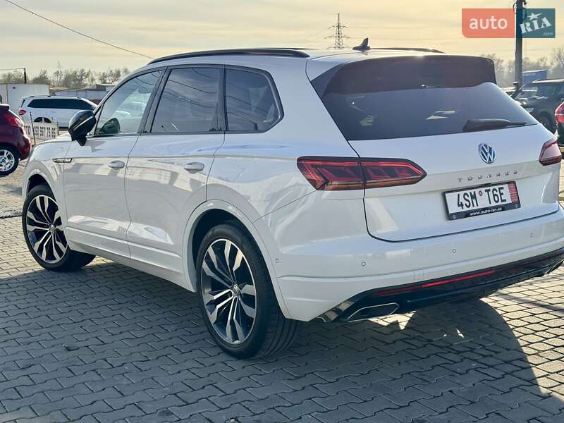 Внедорожник / Кроссовер Volkswagen Touareg 2020 в Черновцах