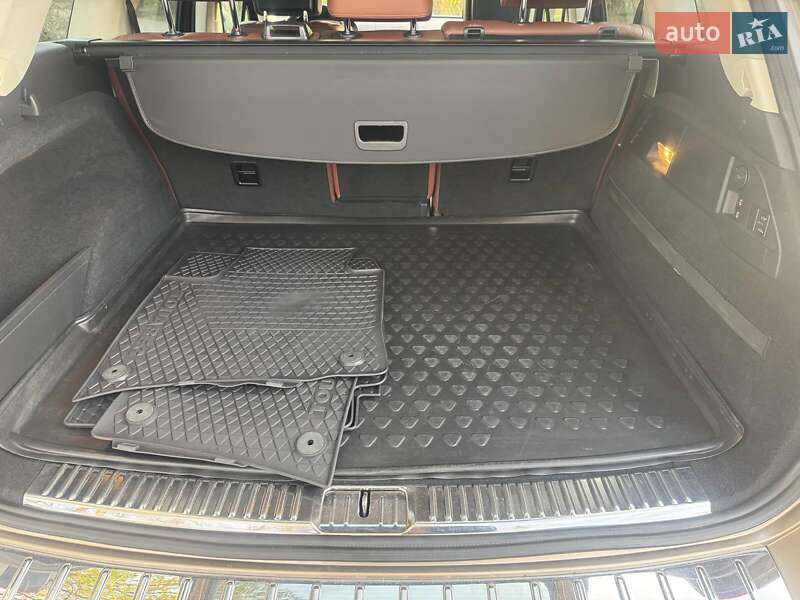 Внедорожник / Кроссовер Volkswagen Touareg 2017 в Киеве фото 19 Внедорожник / Кроссовер Volkswagen Touareg 2017 в Киеве