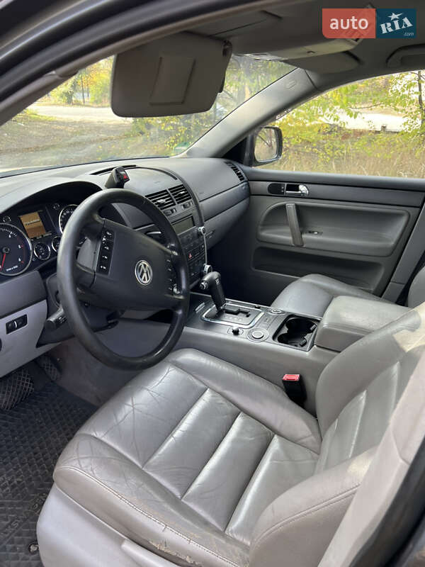 Внедорожник / Кроссовер Volkswagen Touareg 2004 в Днепре фото 9 Внедорожник / Кроссовер Volkswagen Touareg 2004 в Днепре