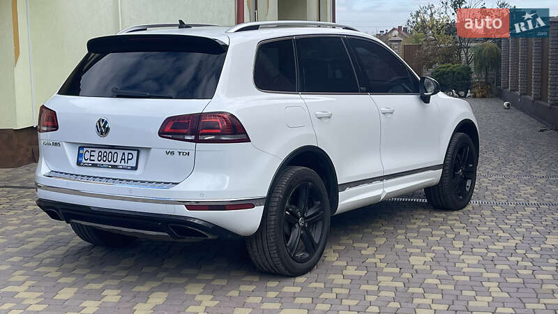 Внедорожник / Кроссовер Volkswagen Touareg 2017 в Черновцах