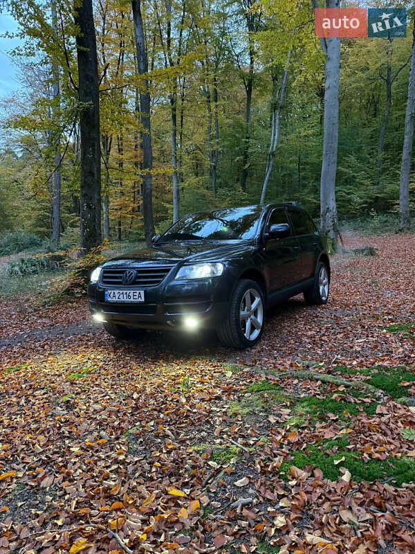 Позашляховик / Кросовер Volkswagen Touareg 2006 в Львові