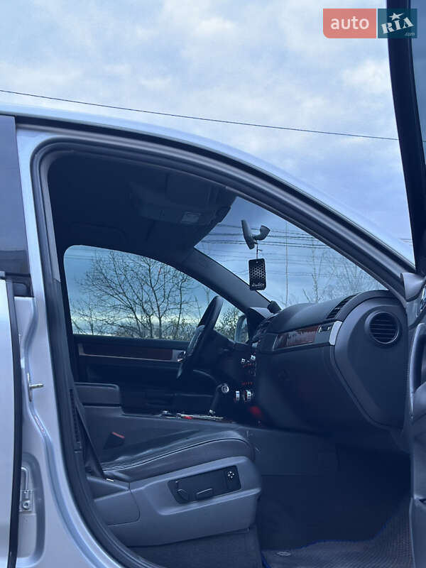 Позашляховик / Кросовер Volkswagen Touareg 2002 в Вінниці