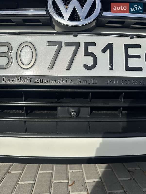 Внедорожник / Кроссовер Volkswagen Touareg 2010 в Тернополе