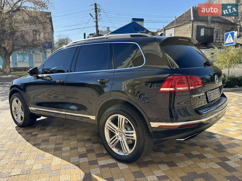 Внедорожник / Кроссовер Volkswagen Touareg 2014 в Николаеве фото 7 Внедорожник / Кроссовер Volkswagen Touareg 2014 в Николаеве