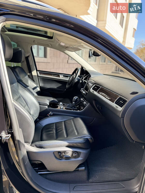 Внедорожник / Кроссовер Volkswagen Touareg 2014 в Николаеве фото 18 Внедорожник / Кроссовер Volkswagen Touareg 2014 в Николаеве