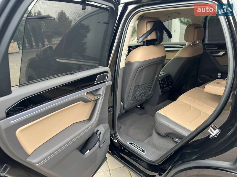 Внедорожник / Кроссовер Volkswagen Touareg 2024 в Кривом Роге