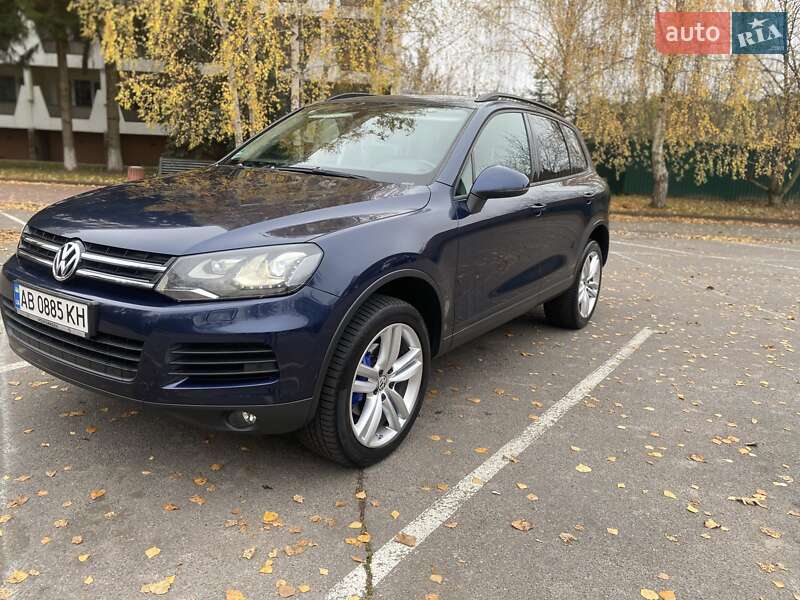 Позашляховик / Кросовер Volkswagen Touareg 2013 в Вінниці