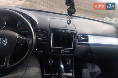Внедорожник / Кроссовер Volkswagen Touareg 2011 в Кропивницком