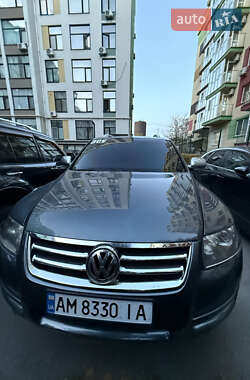 Внедорожник / Кроссовер Volkswagen Touareg 2006 в Киеве