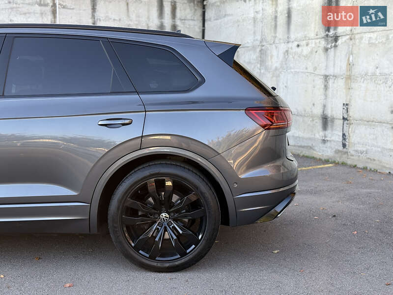 Внедорожник / Кроссовер Volkswagen Touareg 2021 в Ровно фото 20 Внедорожник / Кроссовер Volkswagen Touareg 2021 в Ровно